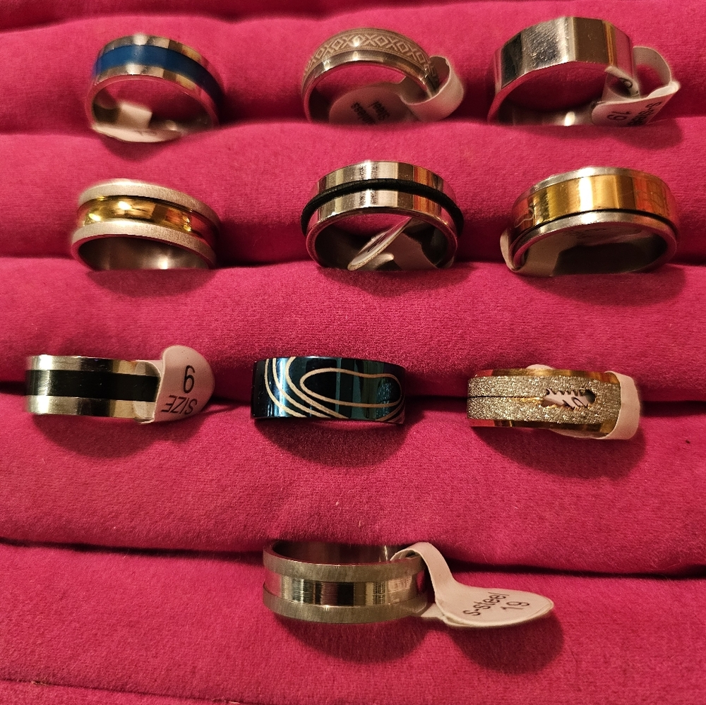10 NEW Stainless Steel Bands/Spinners sz 9